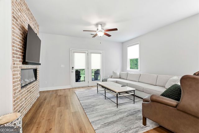 357 Caledonia Court, Peachtree City, GA 30269