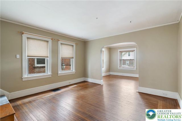 422 Hickory Street, Bethlehem City, PA 18017