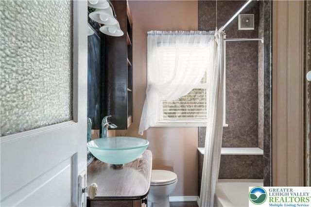 422 Hickory Street, Bethlehem City, PA 18017