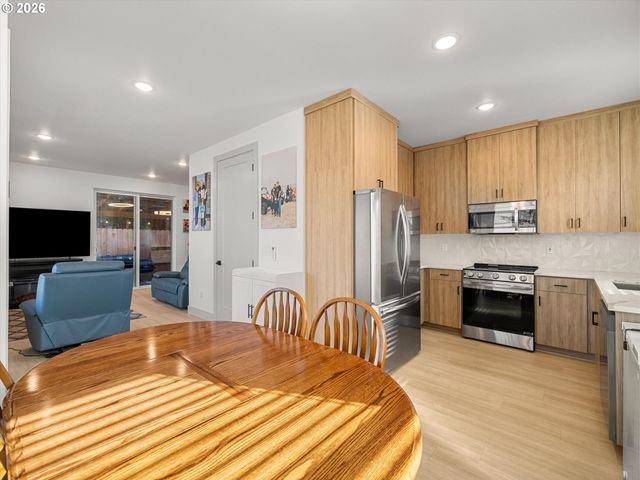 7424 Se 51ST Ave, Portland, OR 97206