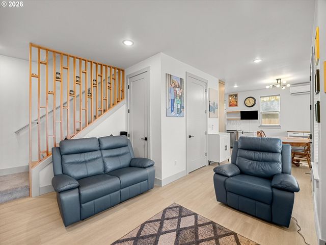 7424 Se 51ST Ave, Portland, OR 97206