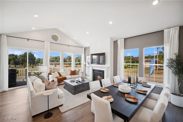 9042 Wolocott Street NW, Massillon, OH 44646