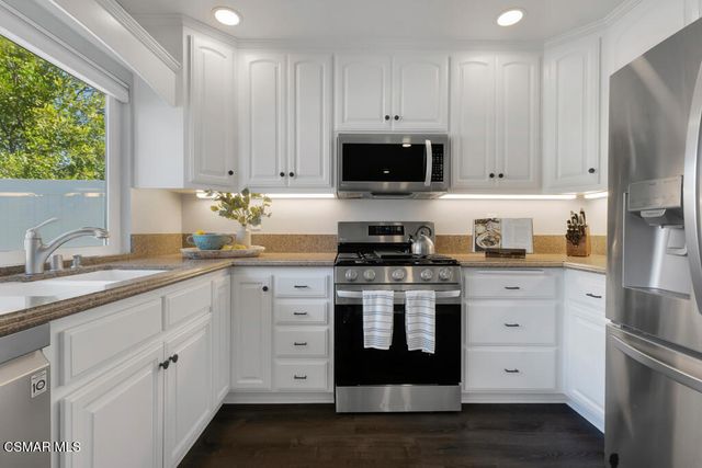 3919 San Clemente Court, Newbury Park, CA 91320