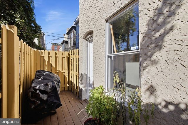2940 W GIRARD AVE, Philadelphia, PA 19130