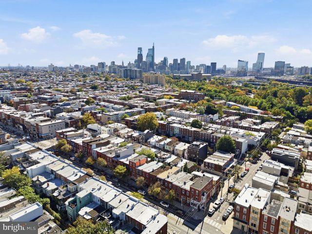 2940 W GIRARD AVE, Philadelphia, PA 19130