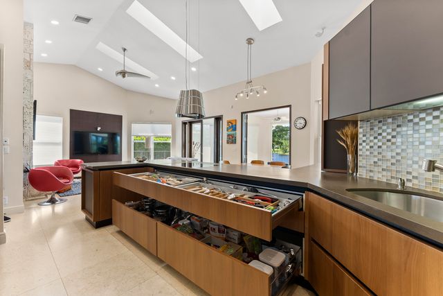 2245 SW 16th Place, Boca Raton, FL 33486