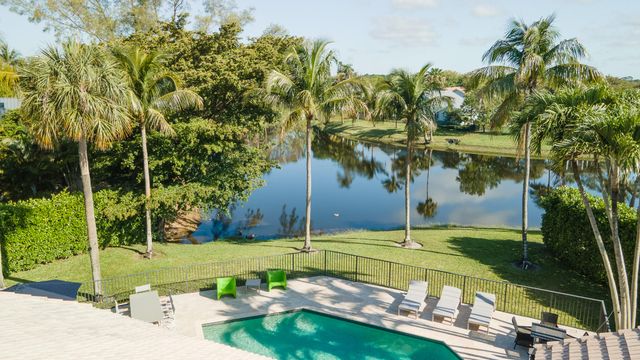 2245 SW 16th Place, Boca Raton, FL 33486