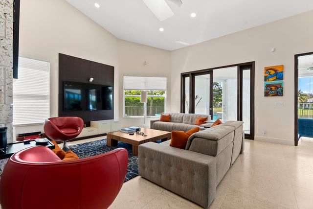 2245 SW 16th Place, Boca Raton, FL 33486