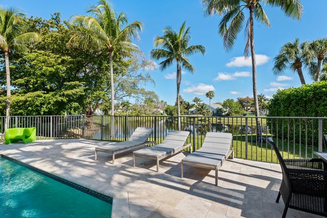 2245 SW 16th Place, Boca Raton, FL 33486