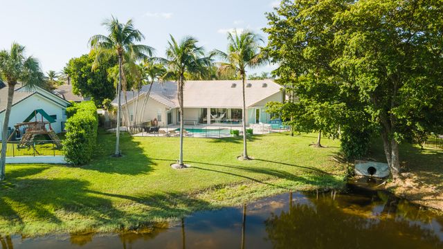 2245 SW 16th Place, Boca Raton, FL 33486