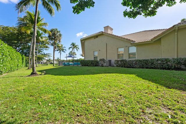 2245 SW 16th Place, Boca Raton, FL 33486