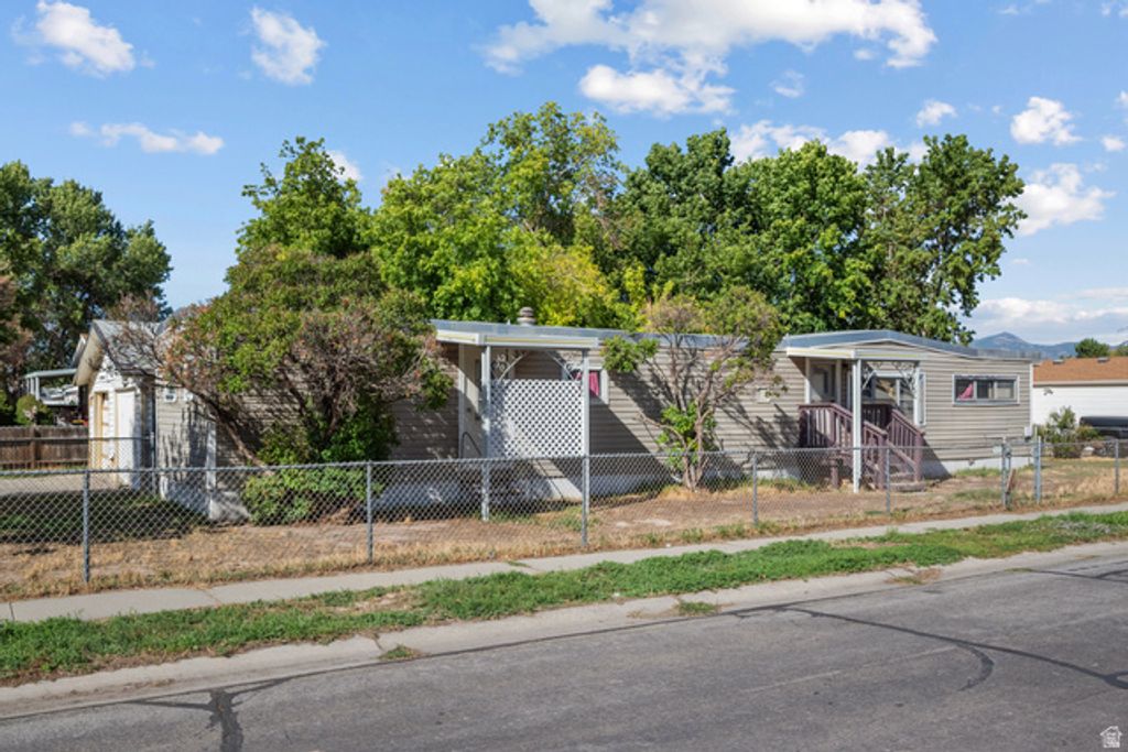 7117 S 1205 W, West Jordan, UT 84084 — photo 2