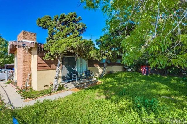 18 Pacific Avenue, Lemon Grove, CA 91945