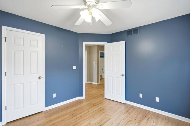 4410 SUSSEX DR, Columbia, MO 65203