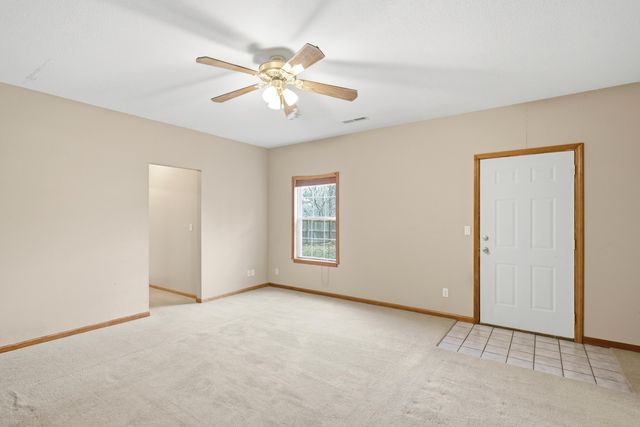 4410 SUSSEX DR, Columbia, MO 65203