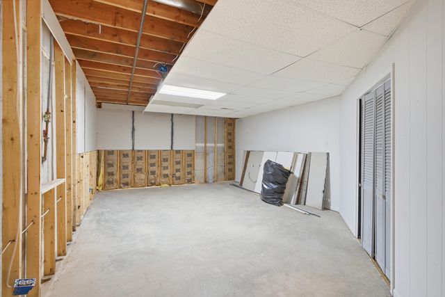 4410 SUSSEX DR, Columbia, MO 65203