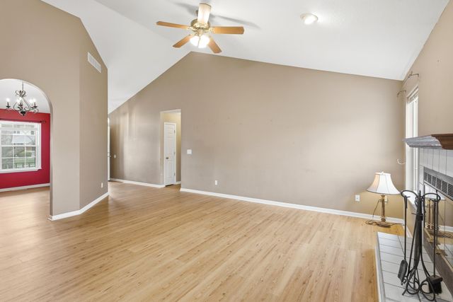 4410 SUSSEX DR, Columbia, MO 65203