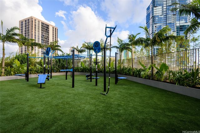 1001 Queen Street 3506, Honolulu, HI 96814