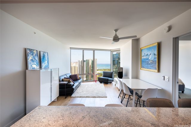 1001 Queen Street 3506, Honolulu, HI 96814