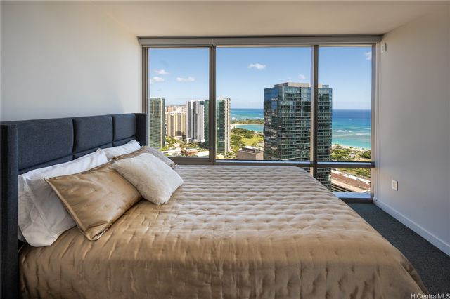 1001 Queen Street 3506, Honolulu, HI 96814