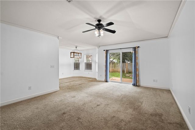 609 Birmingham St SW, Gravette, AR 72736