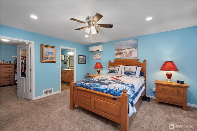 60 E Cardigan Court, Shelton, WA 98584