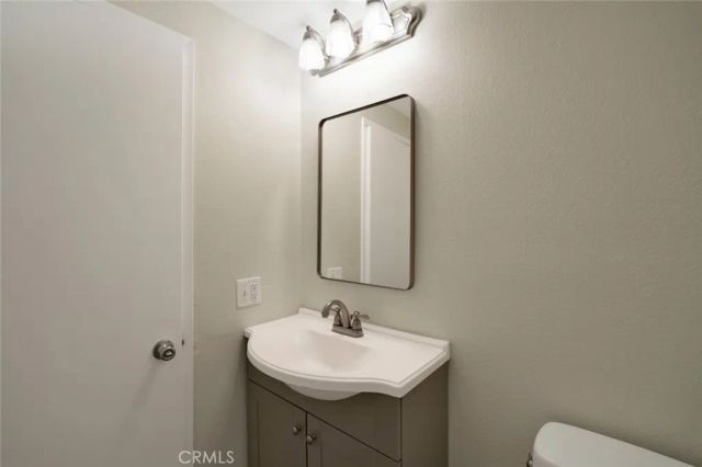 21901 Dupont Street 19, Chatsworth, CA 91311