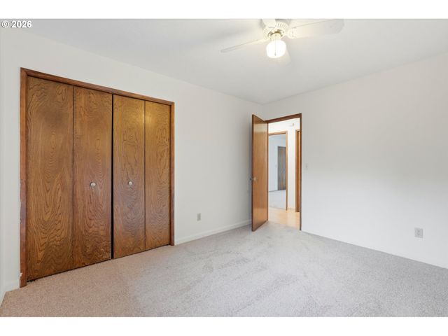 2901 CARRIAGE Way, West Linn, OR 97068