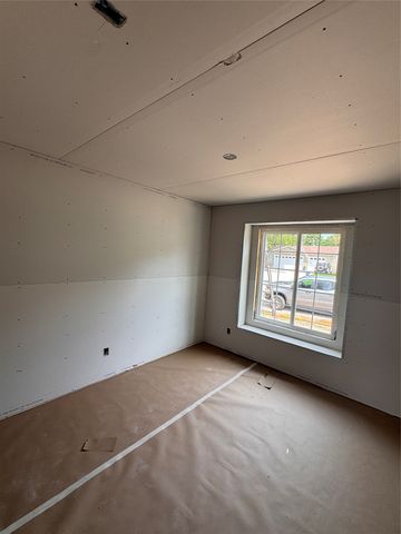 225 Arthur Avenue, Des Moines, IA 50313