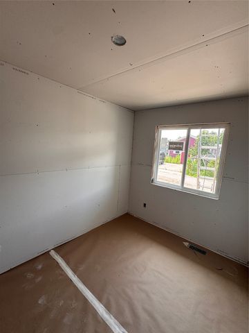 225 Arthur Avenue, Des Moines, IA 50313