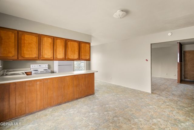 10232 BAYO Avenue, El Paso, TX 79925