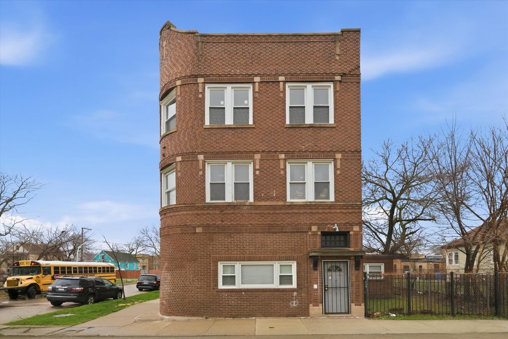 6758 S Hermitage Avenue, Chicago, IL 60636 — exterior