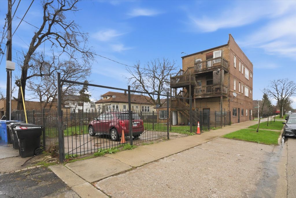 6758 S Hermitage Avenue, Chicago, IL 60636 — photo 2