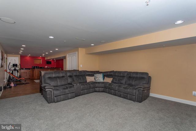 9551 PEP RALLY LN, Waldorf, MD 20603