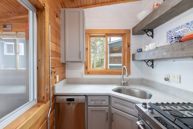148 Lucerne Ave Unit 4, Laconia, NH 03246