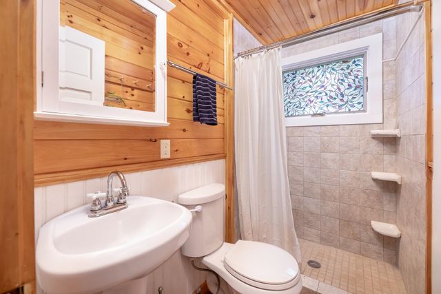 148 Lucerne Ave Unit 4, Laconia, NH 03246