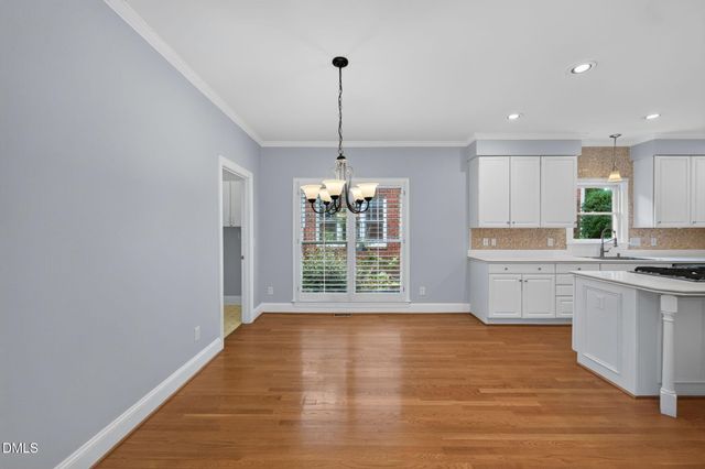 14 Checkerberry Square, Greensboro, NC 27455