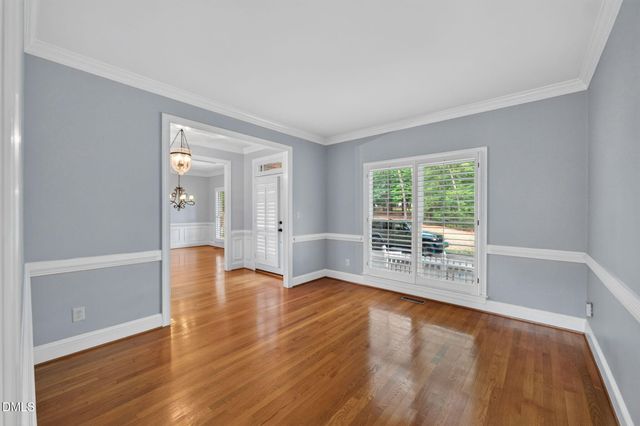 14 Checkerberry Square, Greensboro, NC 27455