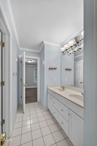 14 Checkerberry Square, Greensboro, NC 27455