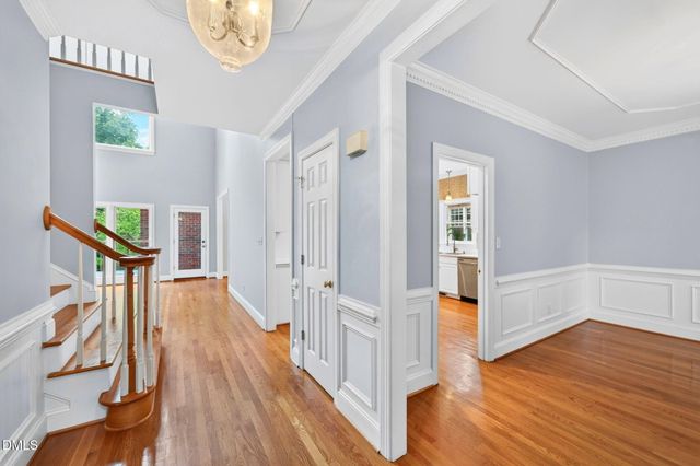 14 Checkerberry Square, Greensboro, NC 27455