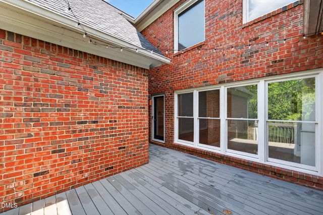 14 Checkerberry Square, Greensboro, NC 27455