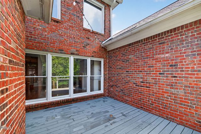 14 Checkerberry Square, Greensboro, NC 27455