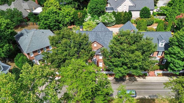 14 Checkerberry Square, Greensboro, NC 27455