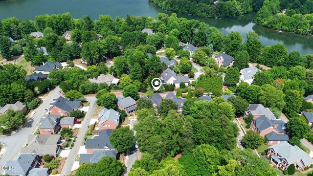 14 Checkerberry Square, Greensboro, NC 27455