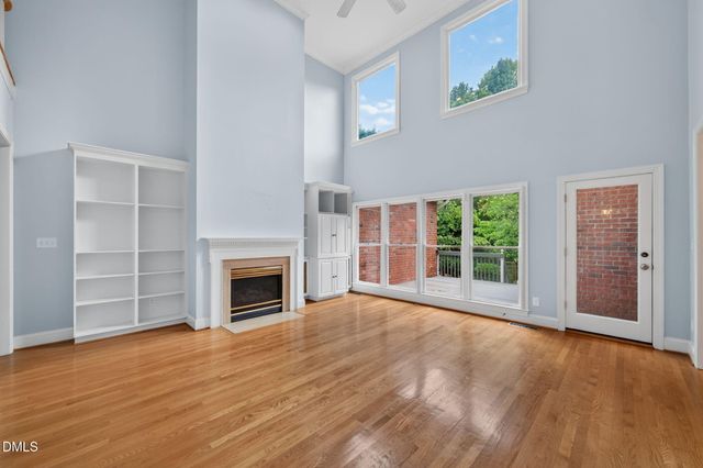 14 Checkerberry Square, Greensboro, NC 27455