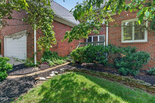 14 Checkerberry Square, Greensboro, NC 27455
