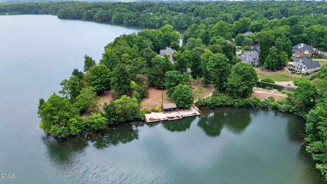 14 Checkerberry Square, Greensboro, NC 27455