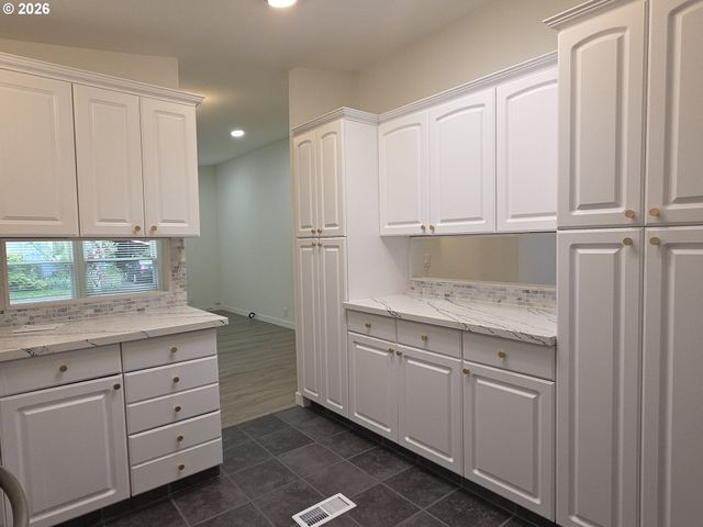 4808 Se 134TH Dr, Portland, OR 97236