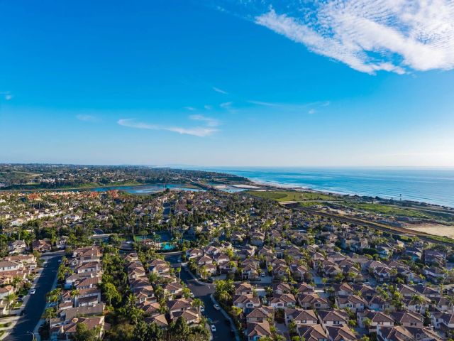 7326 San Bartolo 220, Carlsbad, CA 92011