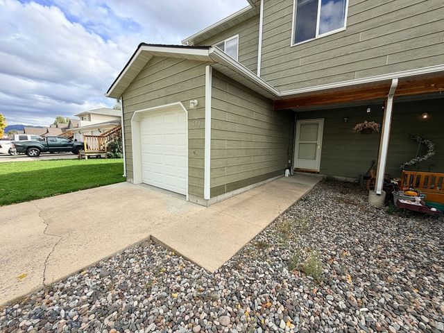 573 W Shore Drive, Belgrade, MT 59714